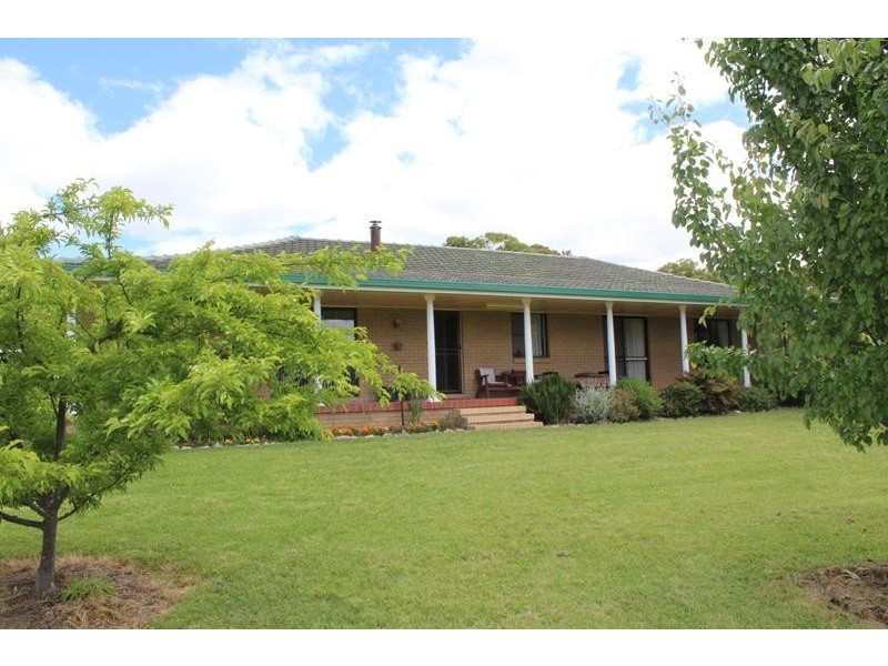 1377 Eukey Road, Stanthorpe QLD 4380