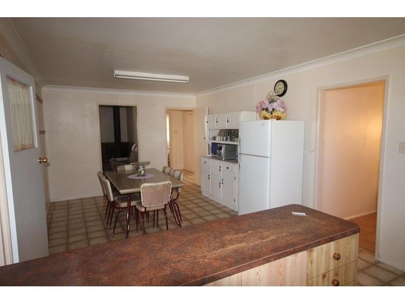 94 Lock St, Stanthorpe QLD 4380