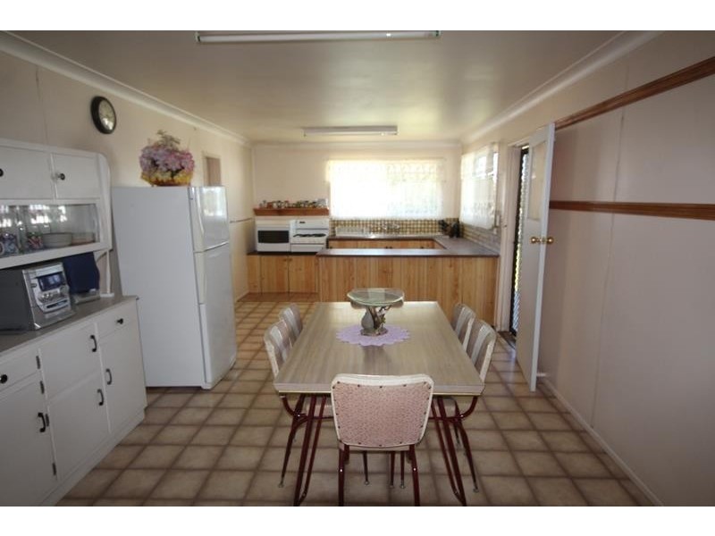 94 Lock St, Stanthorpe QLD 4380