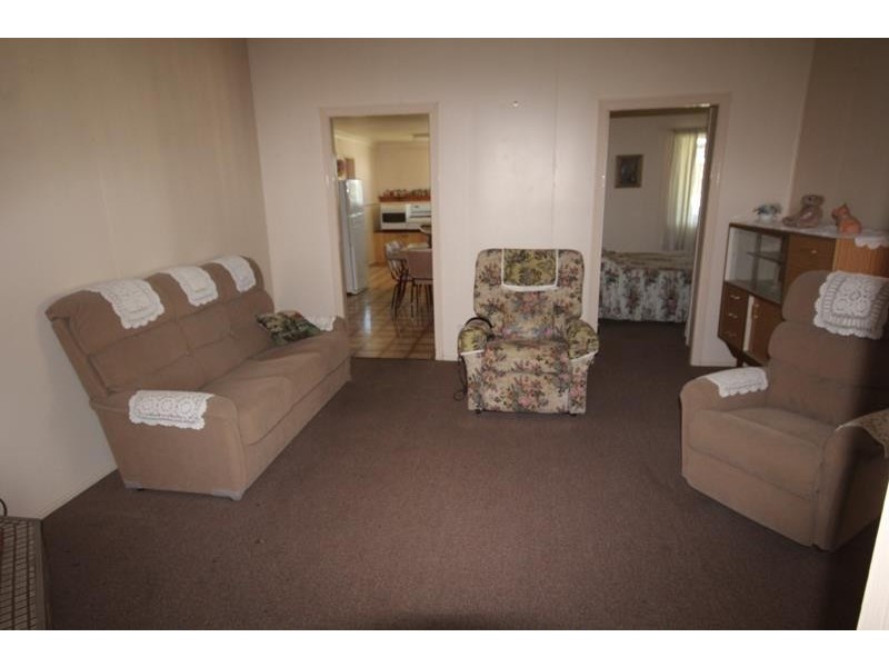 94 Lock St, Stanthorpe QLD 4380