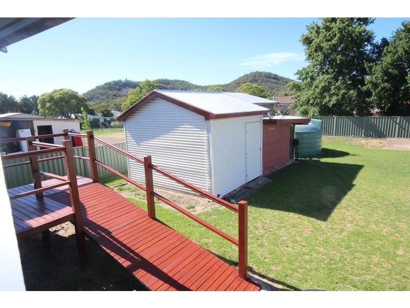 94 Lock St, Stanthorpe QLD 4380