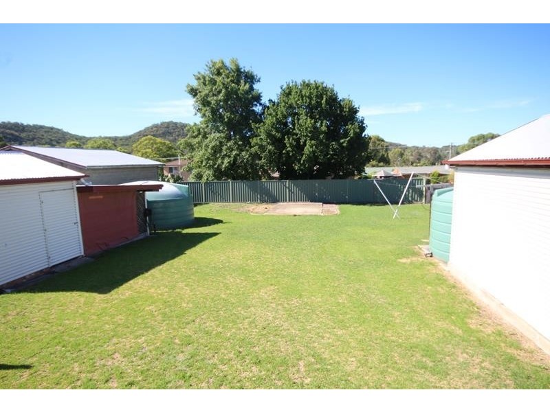 94 Lock St, Stanthorpe QLD 4380