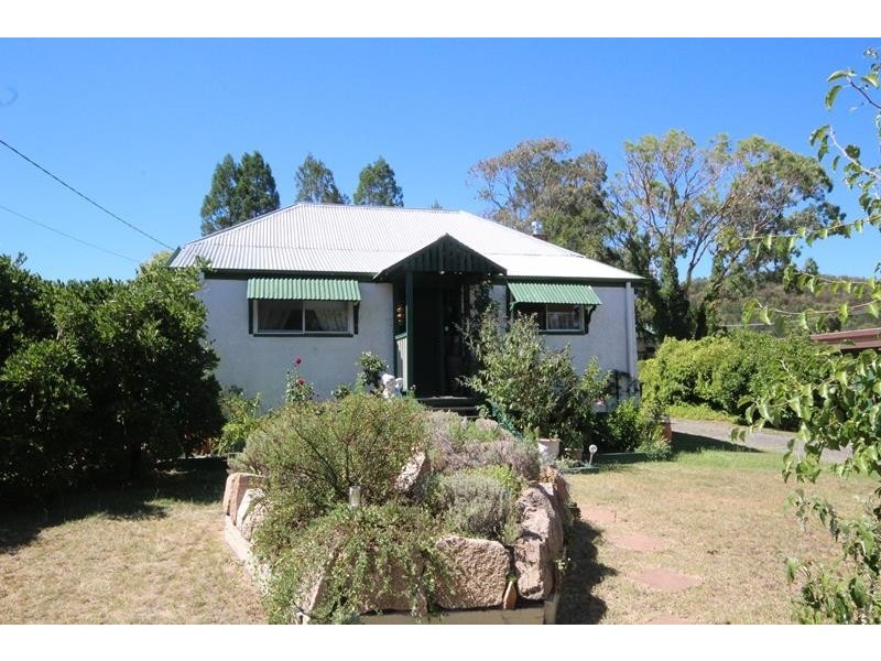 56 Greenup Street, Stanthorpe QLD 4380