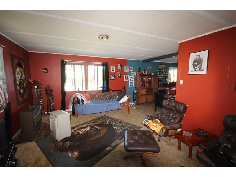 28064 New England Highway, Ballandean QLD 4382