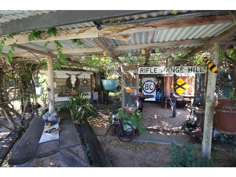 28064 New England Highway, Ballandean QLD 4382