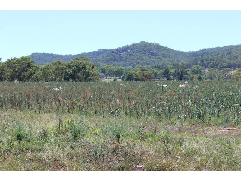 28064 New England Highway, Ballandean QLD 4382