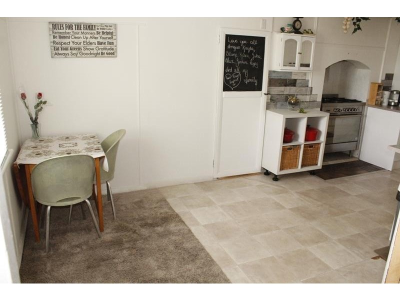 56-58 MERINDA STREET, Wallangarra QLD 4383