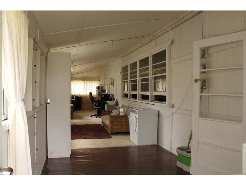 56-58 MERINDA STREET, Wallangarra QLD 4383