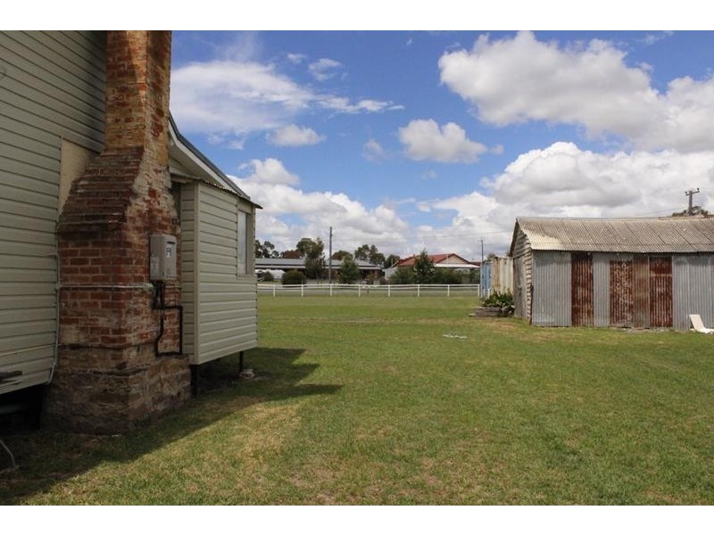 56-58 MERINDA STREET, Wallangarra QLD 4383