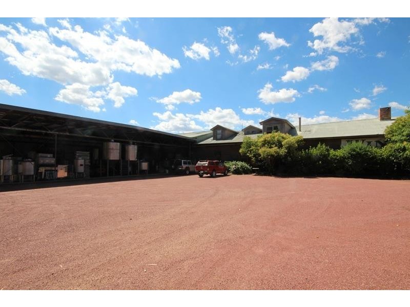 747 Granite Belt Drive, Cottonvale QLD 4375