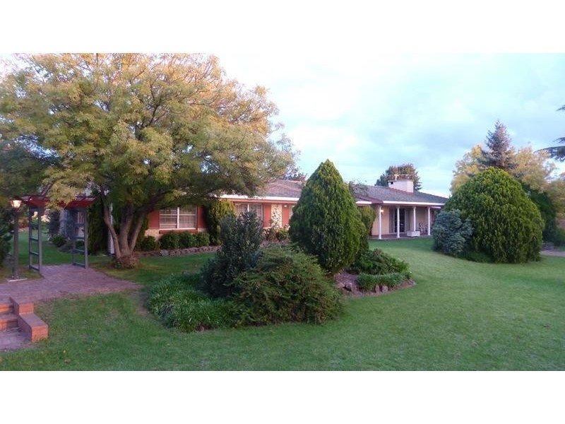 22 Corundum, Stanthorpe QLD 4380