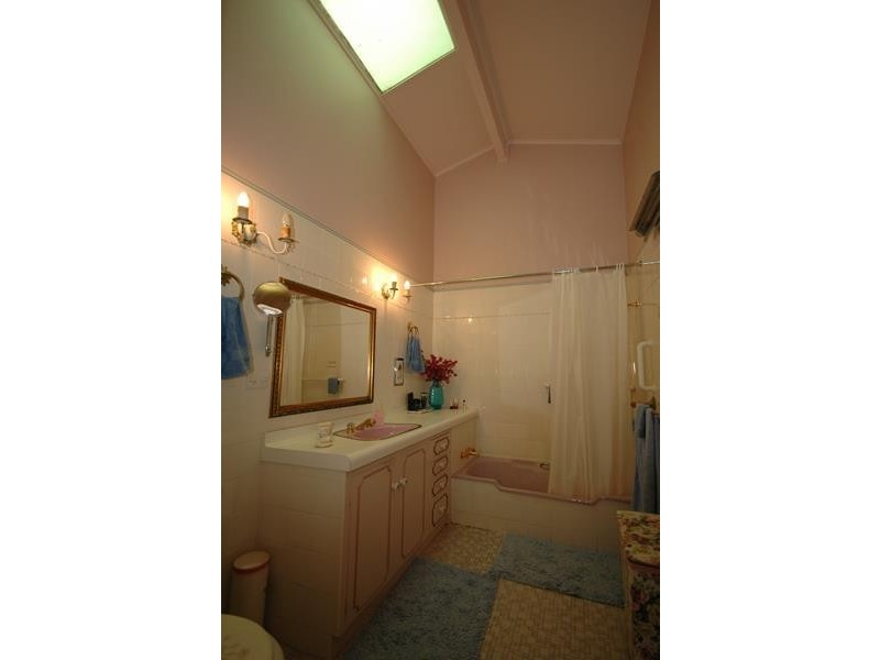 22 Corundum, Stanthorpe QLD 4380