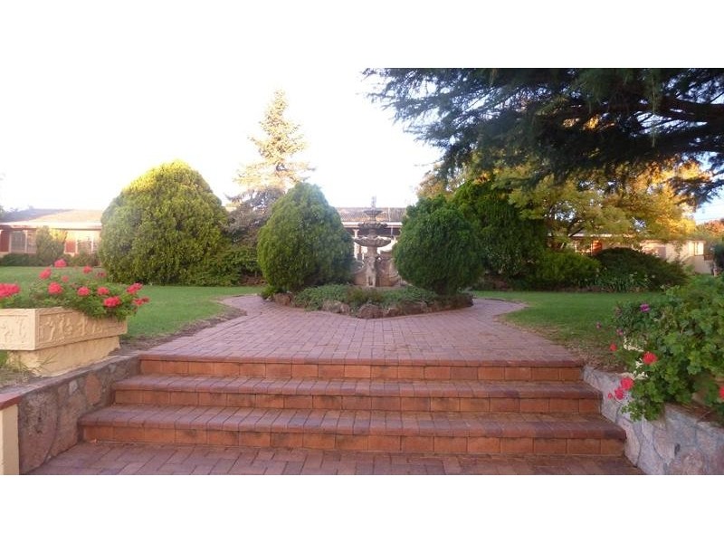 22 Corundum, Stanthorpe QLD 4380