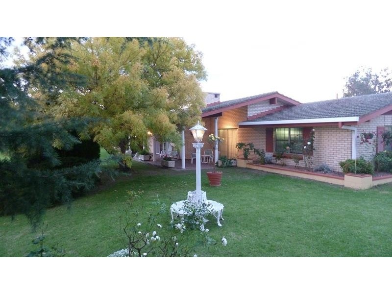 22 Corundum, Stanthorpe QLD 4380