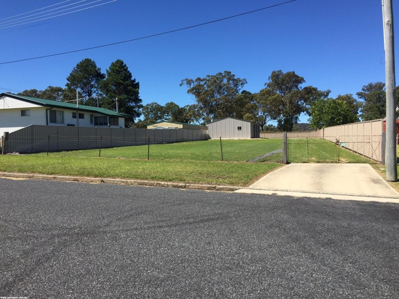 3 Pike Street, Stanthorpe QLD 4380