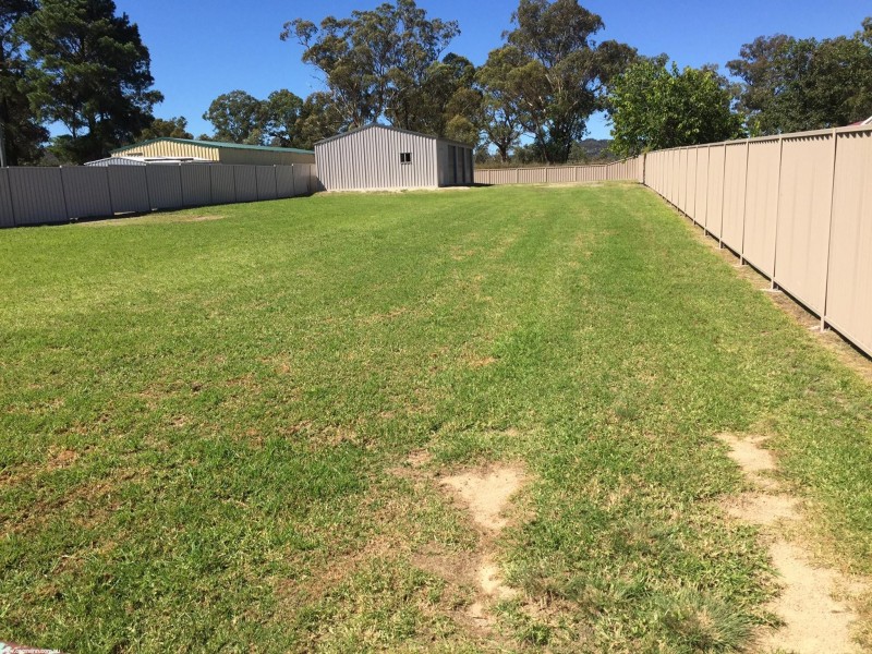 3 Pike Street, Stanthorpe QLD 4380