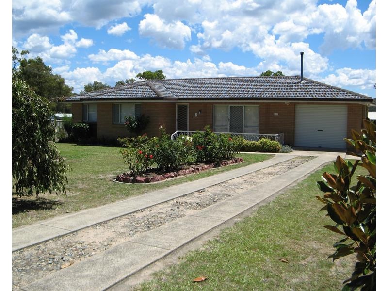 6 High Street, Stanthorpe QLD 4380