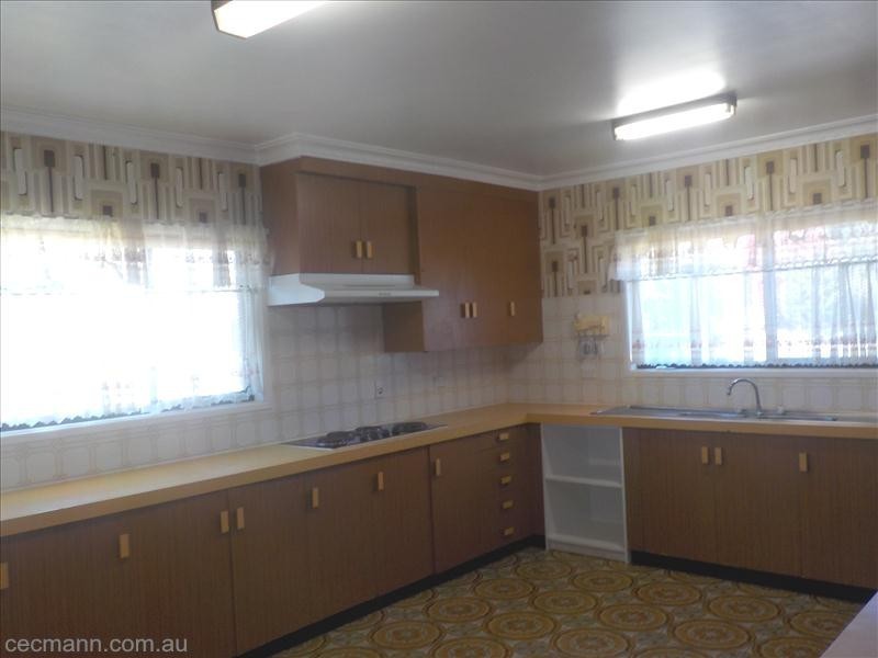25 College Road, Stanthorpe QLD 4380