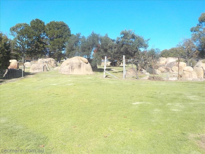 25 College Road, Stanthorpe QLD 4380