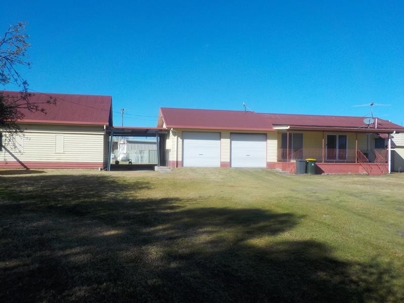50 Tenterfield Street, Wallangarra QLD 4383