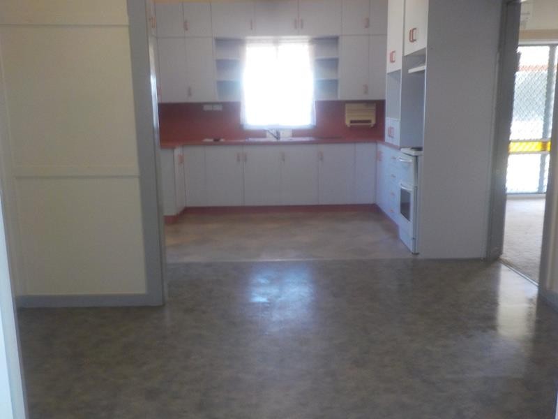 50 Tenterfield Street, Wallangarra QLD 4383