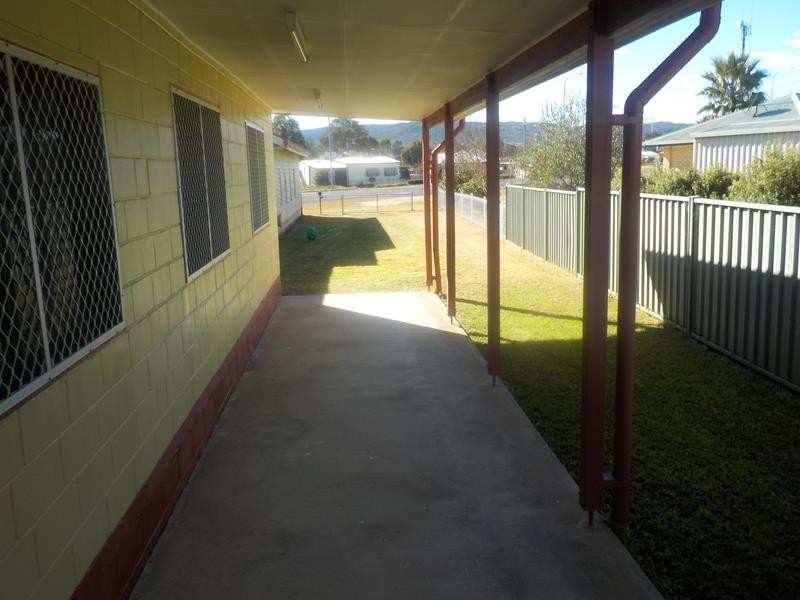 50 Tenterfield Street, Wallangarra QLD 4383