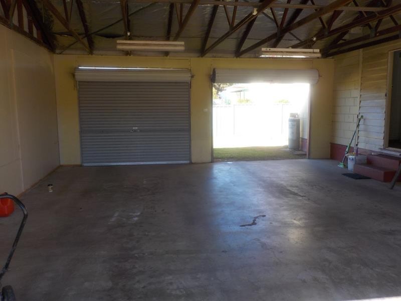 50 Tenterfield Street, Wallangarra QLD 4383