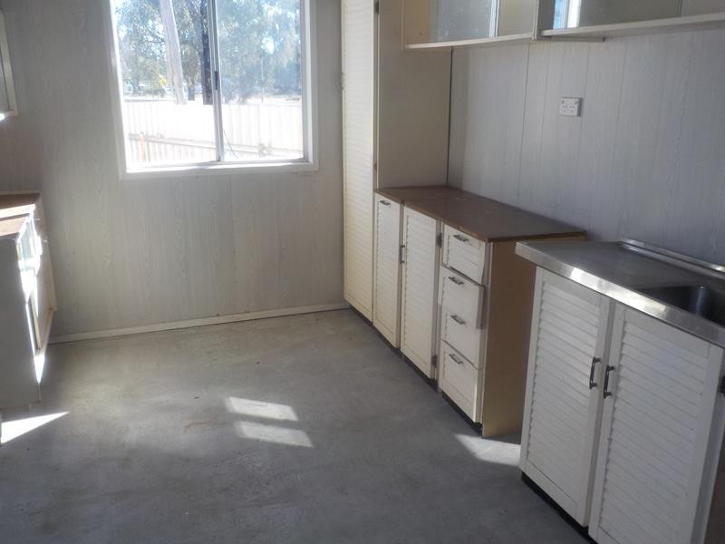 50 Tenterfield Street, Wallangarra QLD 4383