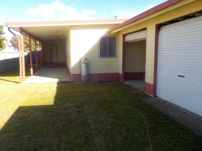 50 Tenterfield Street, Wallangarra QLD 4383