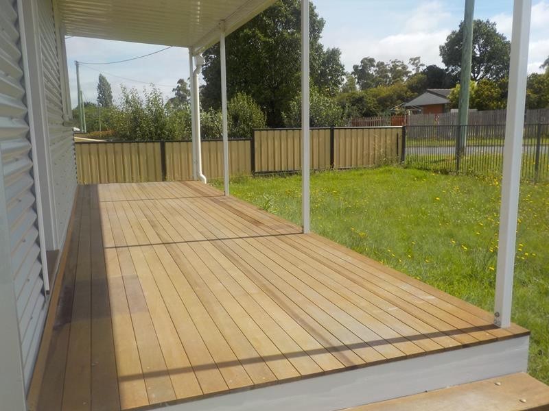 8 BRUHN LANE, Thulimbah QLD 4376
