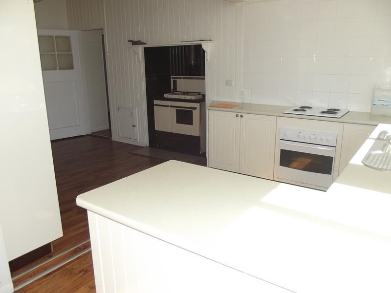 22 DENHAM STREET, Stanthorpe QLD 4380