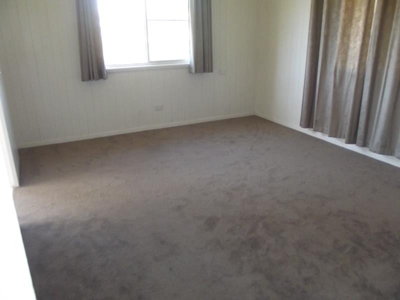 22 DENHAM STREET, Stanthorpe QLD 4380