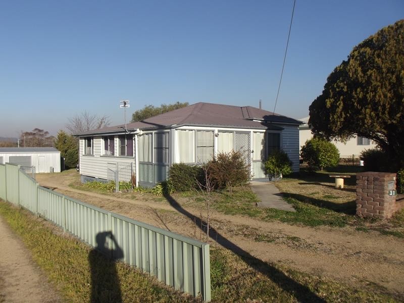 31 HILLCREST STREET, Stanthorpe QLD 4380