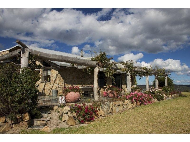 211 Magnoli Lane, Greenlands QLD 4380