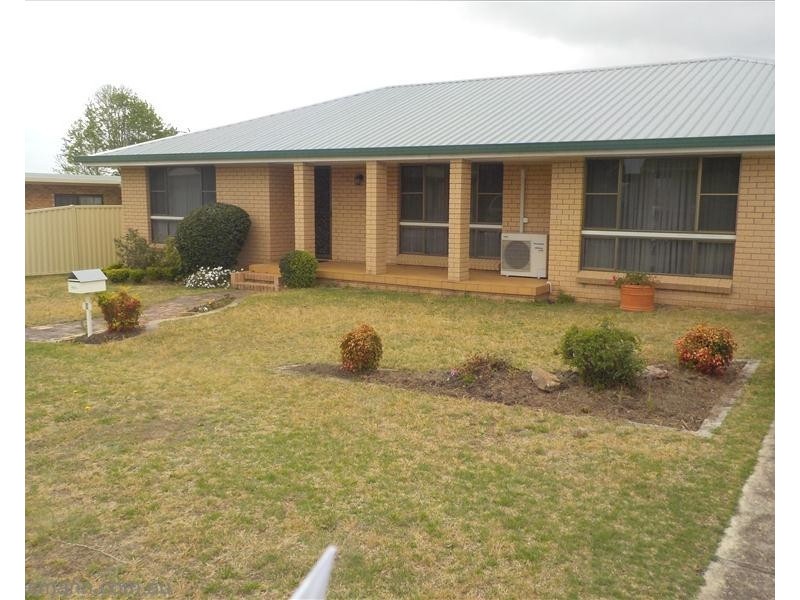 9 Smith Street, Stanthorpe QLD 4380