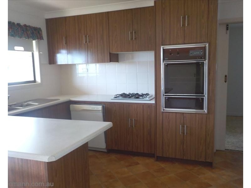 9 Smith Street, Stanthorpe QLD 4380