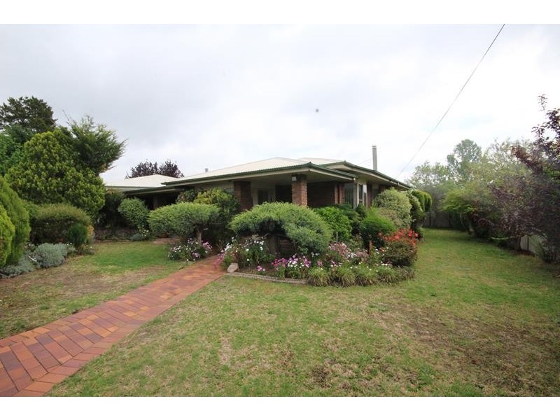 1a Smith Street, Stanthorpe QLD 4380