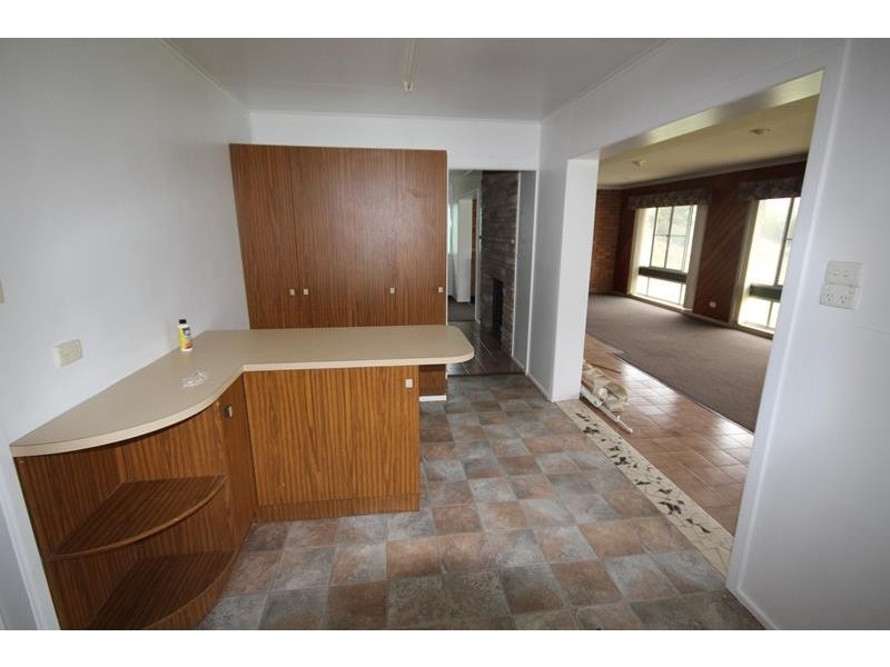 2489 Eukey Road, Ballandean QLD 4382