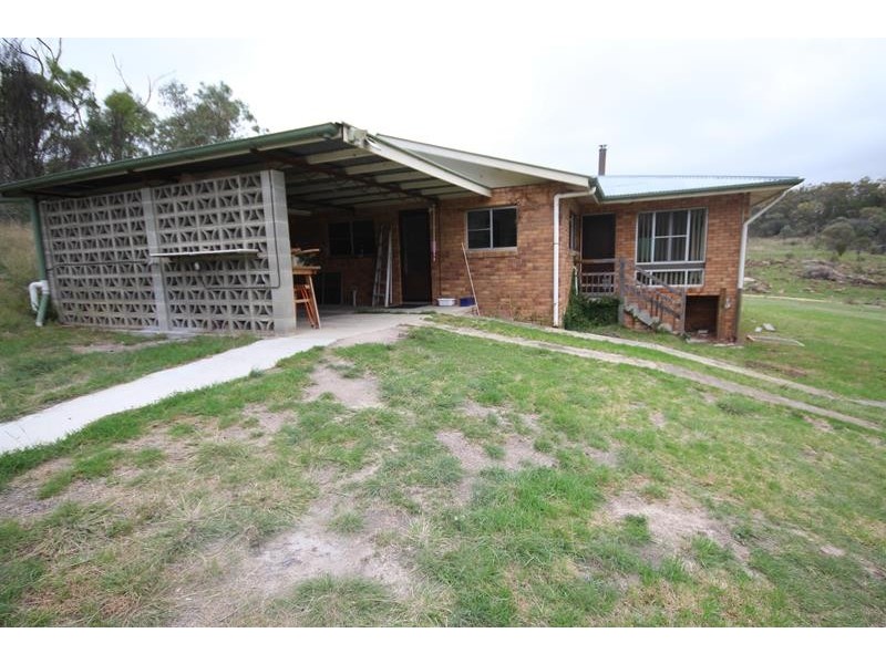 2489 Eukey Road, Ballandean QLD 4382