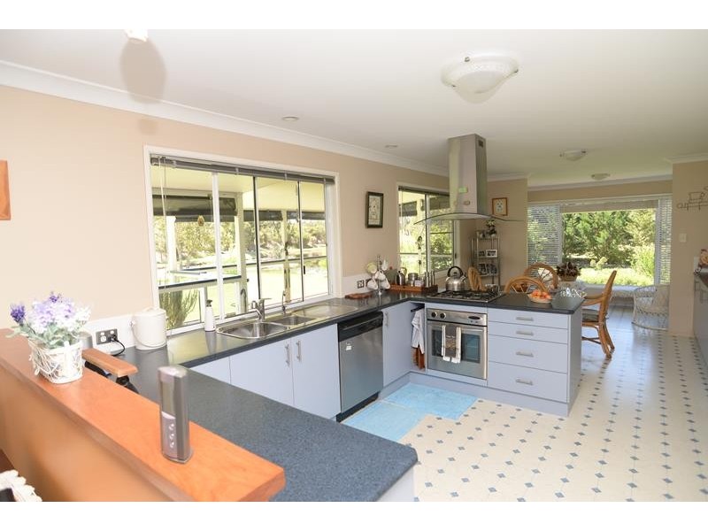 1047 Granite Belt Drive, Dalveen QLD 4374
