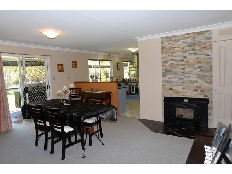 1047 Granite Belt Drive, Dalveen QLD 4374