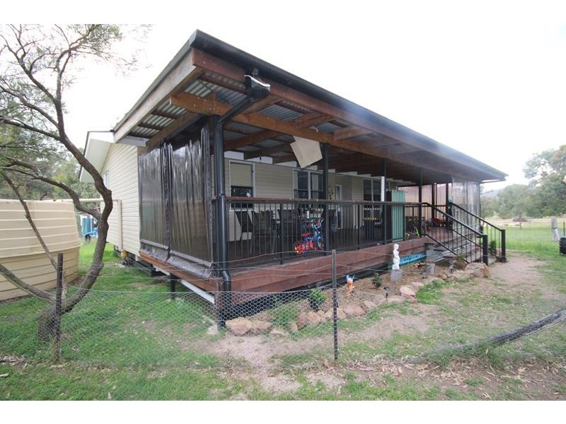 326 Kerridges Road, Glen Aplin QLD 4381