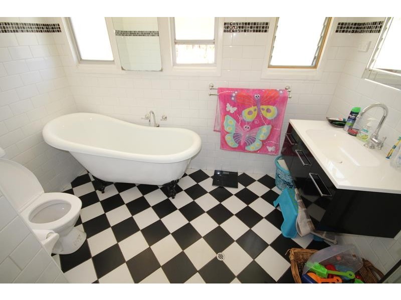 326 Kerridges Road, Glen Aplin QLD 4381