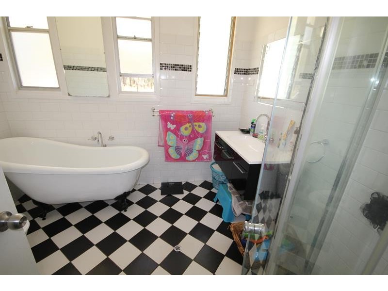 326 Kerridges Road, Glen Aplin QLD 4381