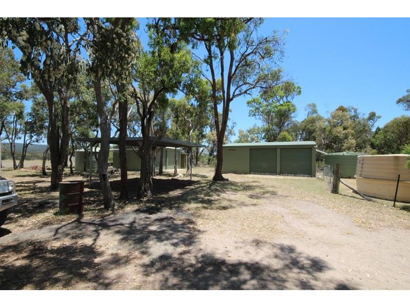 326 Kerridges Road, Glen Aplin QLD 4381