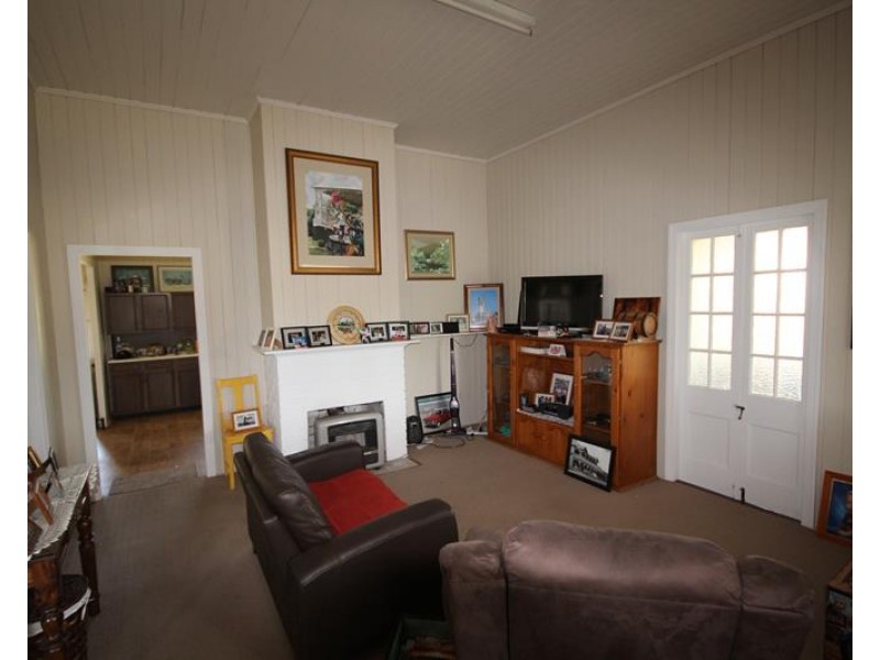 3 College Road, Stanthorpe QLD 4380