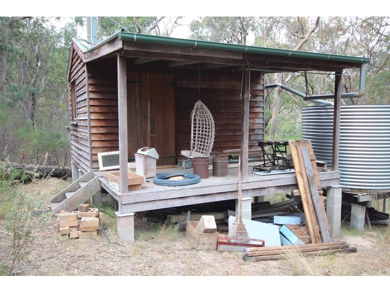 313 Watters Road, Ballandean QLD 4382