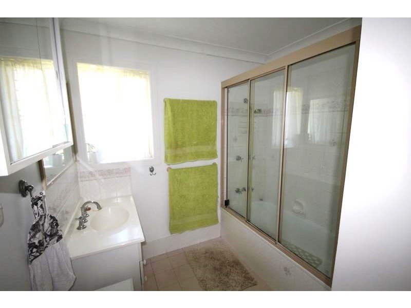 16 Alice Street, Stanthorpe QLD 4380