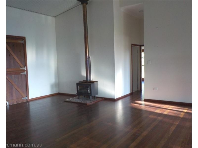 520 Mt Tully Road, Stanthorpe QLD 4380