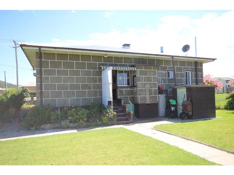 39 Connor Street, Stanthorpe QLD 4380